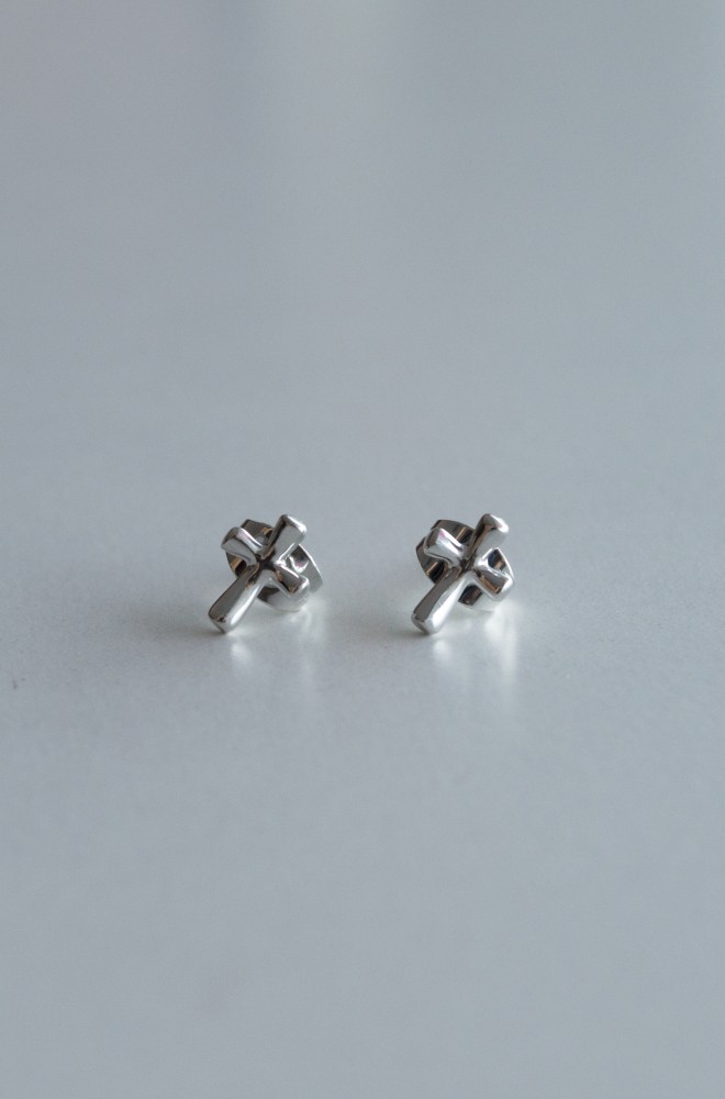 concave cross stud earrings